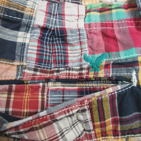 American Eagle mens colorful patchwork plaid chino shorts 35 EUC - Picture 7 of 10